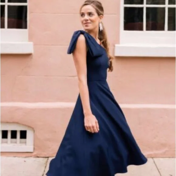 Size 4 Navy Anthropologie one shoulder, bow dress. Great quality, worn once - Picture 2 of 3